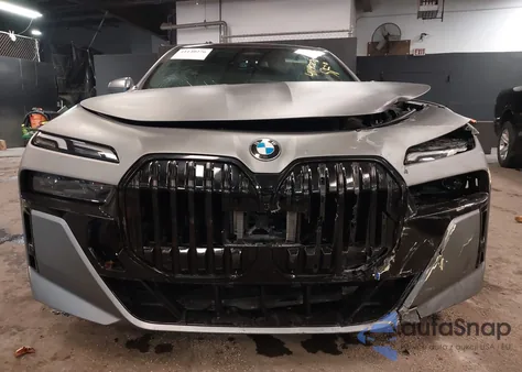 2023 BMW 760 I xDrive z USA, uszkodzony, nr VIN WBA33EJ09PCM90606